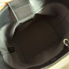 Picture of Gucci Handbags _SKUfw222909936fw